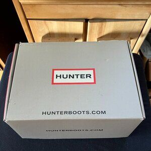 Hunter Boots - size 8 Women's - Red